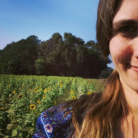 Posher, Jennifer Adele - Picture 3 of 4